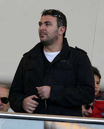 «Εγώ είμαι εδώ…» απάντησε ο Ρέμος στις φήμες παραίτησης από τον Ηρακλή