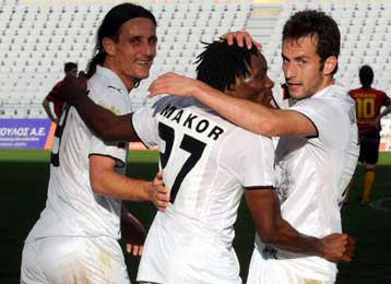 Επεισόδια και διακοπή στο Ρέθυμνο, πήρε το ντέρμπι η Παναχαϊκή