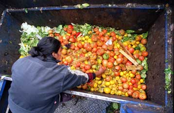 Οι «Αθλιοι» της σύγχρονης εποχής στους δρόμους του Παρισιού