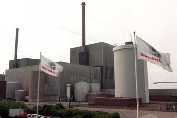 Η Σουηδία αναθεωρεί την απόφασή της για κλείσιμο των πυρηνικών σταθμών