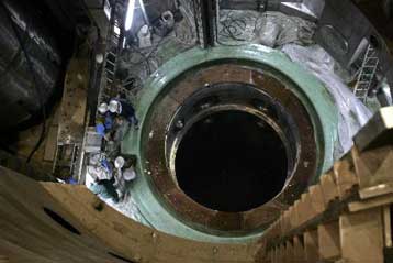 Σε πλήρη λειτουργία εντός του 2009 ο ιρανικός πυρηνικός σταθμός του Μπουσέρ