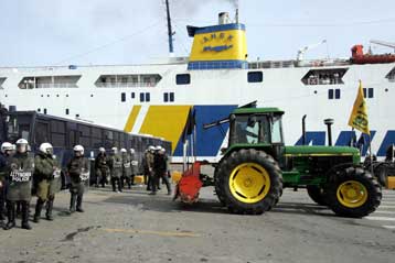 Απάντηση στα αιτήματα των αγροτών δίνει ο Κ.Καραμανλής