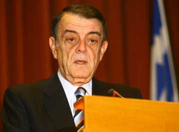 Καταγγελία για κοριό στο γραφείο του προέδρου της ΕΟΕ Μίνωα Κυριακού