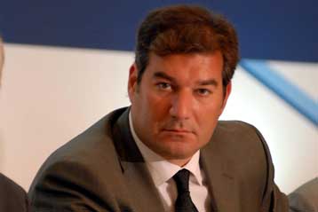 Ανοικτό το ενδεχόμενο εξόδου του Ν.Καραχάλιου από τη ΝΔ