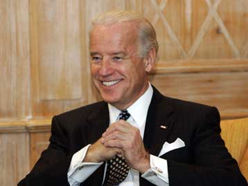 Συνεργασία για την έξοδο από την κρίση και για το Γκουαντάναμο ζήτησε ο Τζ.Μπάιντεν