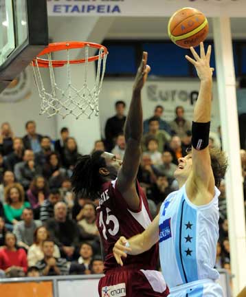 Πιο κοντά στην οκτάδα ο Κολοσσός μετά τη νίκη επί της Λάρισας