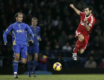 «Κόλλησε» η Τσέλσι, ο Τόρες «έσωσε» τη Λίβερπουλ στο ντεμπούτο του Μπασινά