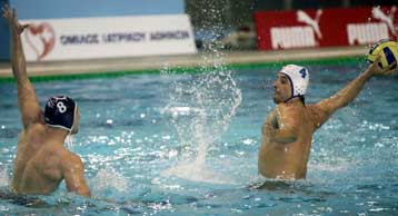 Οδεύει προς οκτάδα ο Ολυμπιακός μετά το 9-8 επί της Πρίμορατς