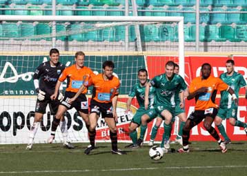 Με χατ-τρικ στο ντεμπούτο του ο Ντόσεκ οδήγησε τη Ξάνθη στο 4-0 επί του Λεβαδειακού