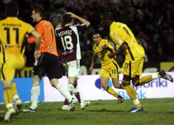 Η ΑΕΚ «Χ»-άλασε το πάρτι της Λάρισας στο 1-1 με γκολ στις καθυστερήσεις