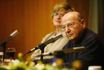 Ζούμε σε έναν κόσμο που δεν ξέρει πού πάει, λέει ο Θ.Αγγελόπουλος