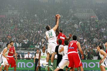 Στον αέρα ο τελικός του Κυπέλλου στο μπάσκετ μεταξύ των «αιωνίων»