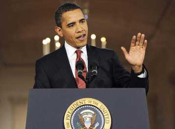 Αμεση υιοθέτηση του σχεδίου ανάκαμψης της οικονομίας ζήτησε ο Μπαράκ Ομπάμα