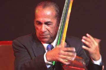 «Έφυγε» ο μπασίστας των Buena Vista Social Club