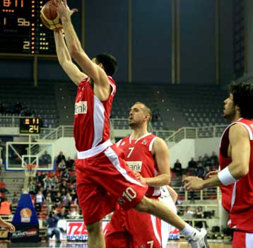 Κόντρα στην παράδοση ο Ολυμπιακός στην Πολωνία