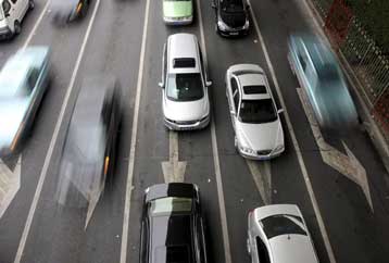 Η κινεζική αγορά αυτοκινήτου υποσκέλισε τον Ιανουάριο την αμερικανική