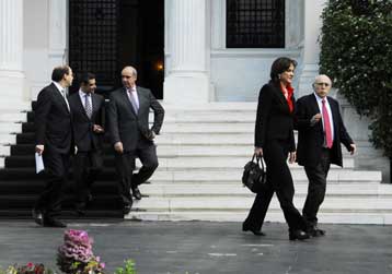 Νέα τροφή στην εκλογολογία δίνει το ν/σ για την ψήφο των αποδήμων