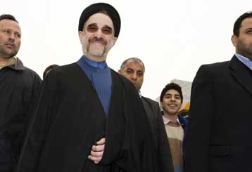 Απόπειρα επίθεσης κατά του πρώην προέδρου του Ιράν, Μ.Χαταμί, καταγγέλλει ιστοσελίδα