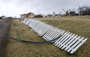 Τέσσερις νεκροί από σφοδρό ανεμοστρόβιλο στην Οκλαχόμα