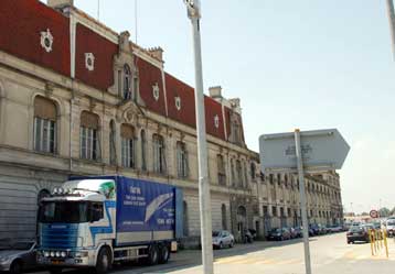 Κατέπεσε η εγγυητική επιστολή της Hutchinson για ΟΛΘ – «Γόνιμος» ωστόσο ο διαγωνισμός