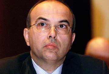 Κίνητρα κατά απολύσεων ζητούν οι εμποροβιομήχανοι από τον Γ.Παπαθανασίου