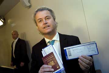 Στην Ολλανδία αποπέμπεται ο ακροδεξιός πολιτικός, μετά από κράτησή του στο Χίθροου