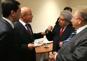 Οι διαπραγματεύσεις για το Κυπριακό θα συνεχιστούν μέχρι τέλους, δήλωσε ο Δ.Χριστόφιας