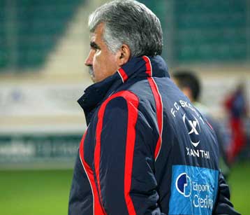 «Φρεσκάρει» την ενδεκάδα ο Παράσχος στο ματς των Σερρών