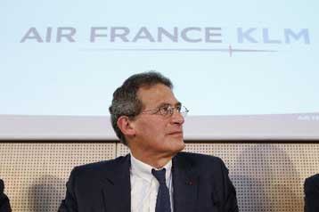 Σε περικοπές 2.000 θέσεων εργασίας προχωρά η Air France-KLM
