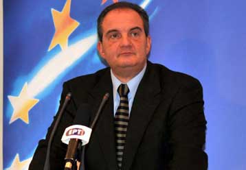 Συναίνεση ζητά ο πρωθυπουργός για την αντιμετώπιση της κρίσης