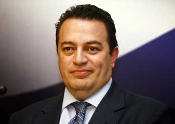 Οι αρνητικές δημοσκοπήσεις συντηρούν τη «γκρίνια» στο εσωτερικό της ΝΔ