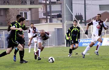 Όταν ο Στέλιος βρήκε τον Stelio, η Λάρισα έφυγε με νίκη από την Κομοτηνή