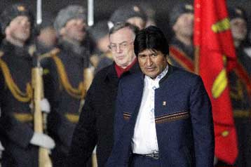 Στη Ρωσία ο Έβο Μοράλες, ο πρώτος Βολιβιανός ηγέτης που «μπαίνει» στο Κρεμλίνο