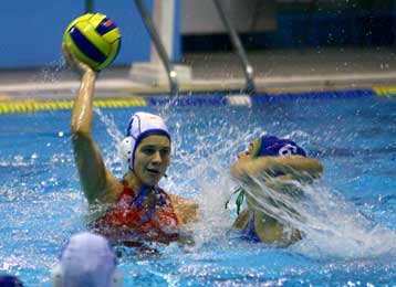 Ουγγρικό εμπόδιο για τις «ερυθρόλευκες» πριν τον τελικό του LEN Trophy