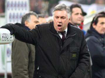 Παράπονα για τη διαιτησία από τον Αντσελότι