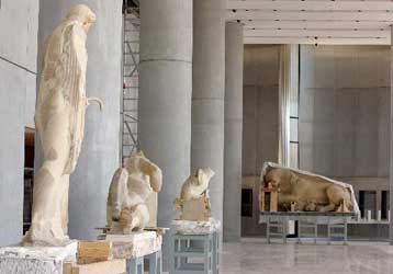 Κατασκευαστικές αστοχίες στο Νέο Μουσείο της Ακρόπολης «βλέπουν» οκτώ αρχιτέκτονες