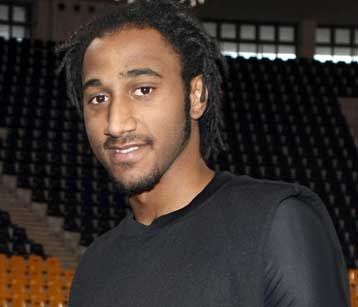 Αναβάλλεται το ντεμπούτο του Μπρέισι Ράιτ με τη φανέλα του Αρη