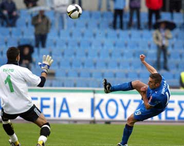 Ανακοίνωση-στήριξη στον Ρόκα από τον Πανθρακικό