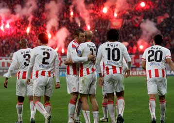 Ολυμπιακός-Σεντ Ετιέν, μάχη Νο1