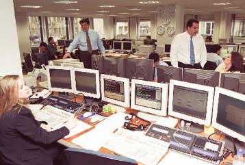 Πάνω από το 3% διευρύνεται το spread στα κρατικά ομόλογα