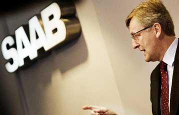 Σε αίτημα προστασίας έναντι των πιστωτών της οδηγείται η Saab