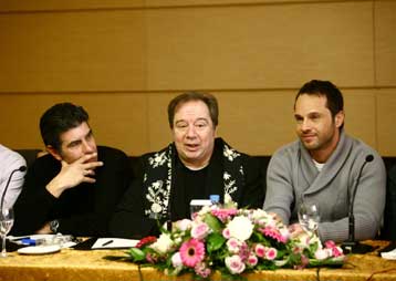 Το «Κλουβί με τις Τρελές» ανοίγει τις πύλες του στο Παλλάς από τις 6 Μαρτίου