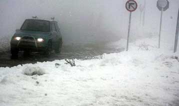 Χιόνια σε Πεντέλη και Πάρνηθα, χιονιάς σε όλη τη χώρα