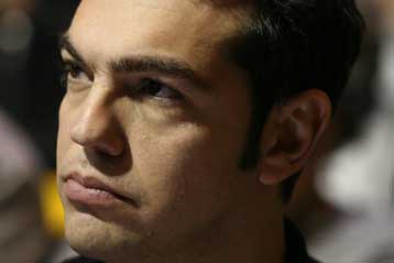 Το ΠΑΣΟΚ και το ΚΚΕ στο στόχαστρο του πρόεδρου του ΣΥΝ Αλέξη Τσίπρα