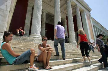 Μείωση 3,9% στις αφίξεις ξένων τουριστών στο 9μηνο του 2008