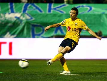 Χωρίς Μαντούκα, Καφέ και τον… κομμένο Εντίνιο η ΑΕΚ