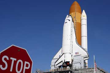 Νέα αναβολή στην επόμενη αποστολή διαστημικού λεωφορείου