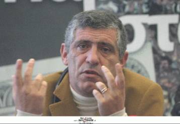 Δυσαρεστημένοι ο Σάντος από τα «τακουνάκια» και ο Κατσαβάκης από τη δυστοκία