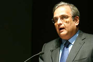 Ανοιχτό αφήνει ο Γ.Παπαθανασίου το ενδεχόμενο νέων φορολογικών μέτρων