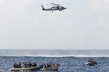 Πειρατεία σε ελληνικό εμπορικό πλοίο ανοιχτά της Σομαλίας